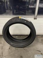 NIEUW Pirelli Winter Sottozero 3 205/40 R18 86V Run Flat RFT, Neuf, Pneus hiver, Véhicule de tourisme, -