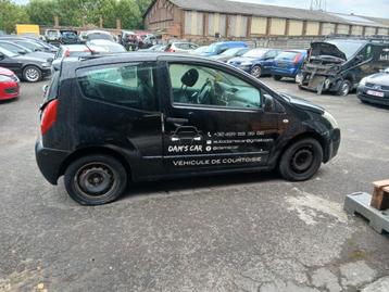 Toute piece disponibles Citroën c2  beschikbaar voor biedingen