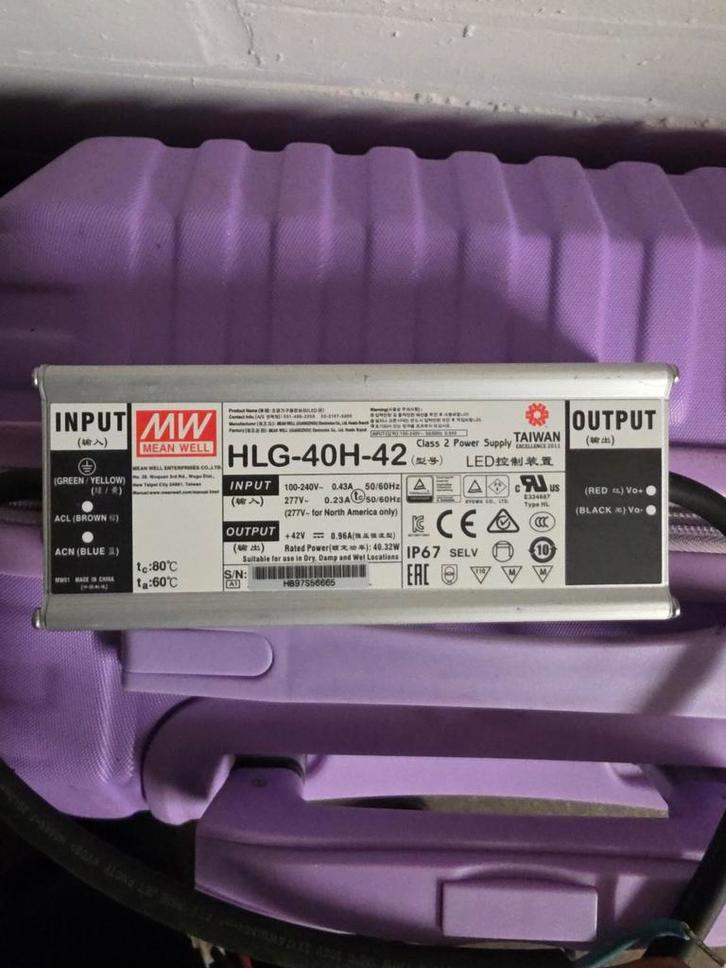 Mean Well HLG-40H-42 LED-driver, Huis en Inrichting, Lampen | Spots, Led, Ophalen