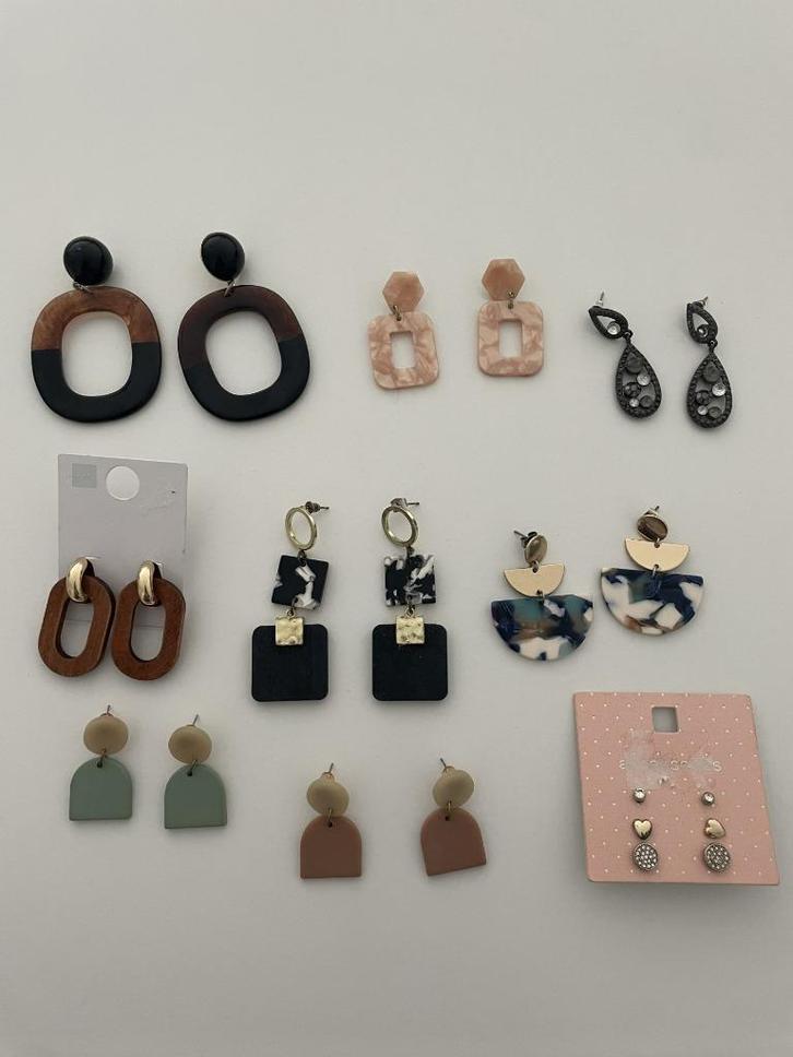 boucles d'oreilles, Bijoux, Sacs & Beauté, Boucles d'oreilles, Comme neuf, Pendantes, Autres matériaux, Brun, Enlèvement ou Envoi