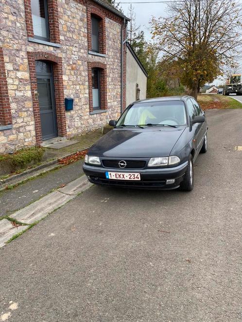 Opel astra, Autos, Opel, Particulier, Astra, Essence, 5 portes, Boîte manuelle, Bleu, Enlèvement