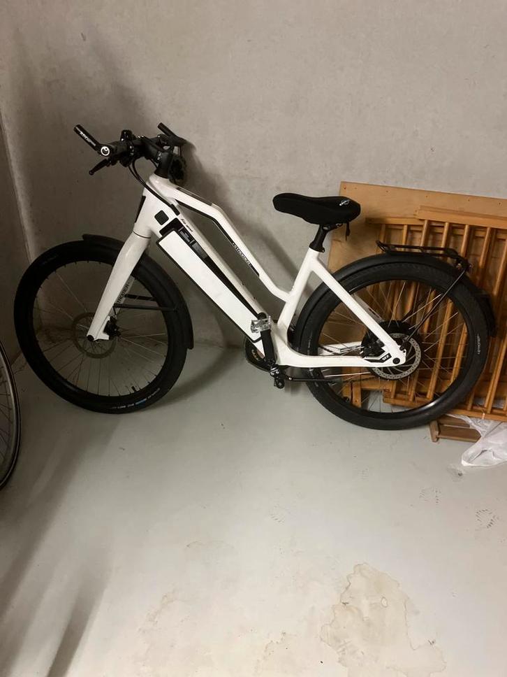Stromer ST2 Speedpedelec Wit Dames (voor onderdelen), Fietsen en Brommers, Elektrische fietsen, Gebruikt, Stromer, 30 tot 50 km per accu