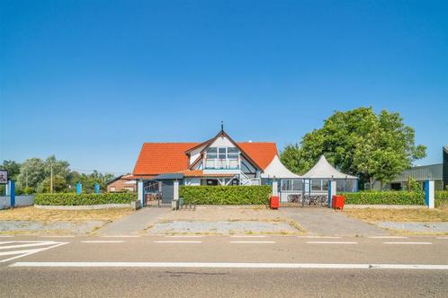 Commercieel te koop in Maaseik, 2 slpks, Immo, Maisons à vendre, Autres types