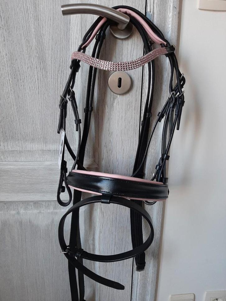 Verschillende hoofdstellen, Dieren en Toebehoren, Paarden en Pony's | Hoofdstellen en Tuigage, Zo goed als nieuw, Ophalen of Verzenden
