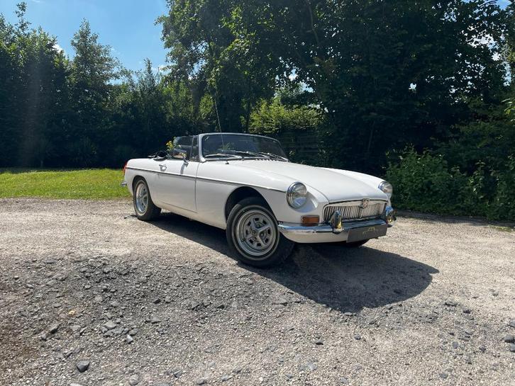 MG B | Zeer correcte staat | Perfecte cabrio oldtimer, Auto's, Oldtimers, Bedrijf, Te koop, MG, Benzine, Cabriolet, 2 deurs, Handgeschakeld