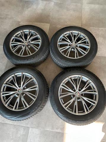 Alfa Stelvio 18” velgen met nieuwe 4seizoensbanden beschikbaar voor biedingen