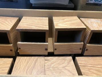Nestkastjes 12 st 3srt van parket hout bruin doos 2 beschikbaar voor biedingen