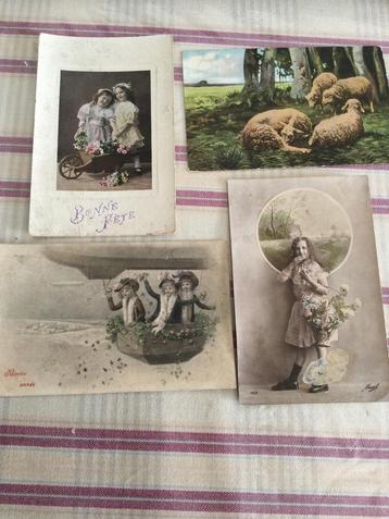 Oude postkaarten  beschikbaar voor biedingen