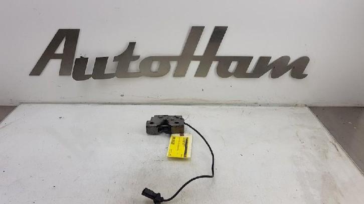 MOTORKAP SLOT Skoda Fabia III Combi (NJ5) (|6V0823509D|), Auto-onderdelen, Carrosserie, Skoda, Gebruikt