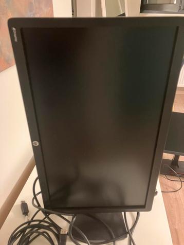 HP monitor 22" beschikbaar voor biedingen