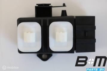 Regelapparaat voor stoelverwarming Skoda Karoq beschikbaar voor biedingen