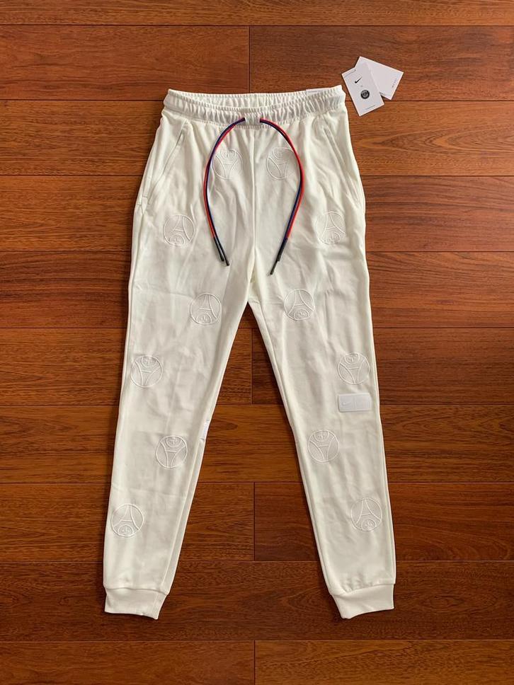NIEUW > Training PSG Diamond Travel NIKE (S), Kleding | Heren, Broeken en Pantalons, Nieuw, Maat 46 (S) of kleiner, Ophalen of Verzenden
