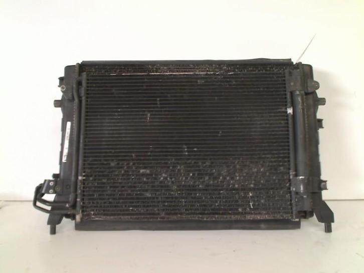 RADIATEUR COMPLEET Volkswagen Scirocco (137 / 13AD), Auto-onderdelen, Airco en Verwarming, Volkswagen, Gebruikt