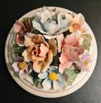 decoratief keramisch rond potje met bloemendeksel, Enlèvement