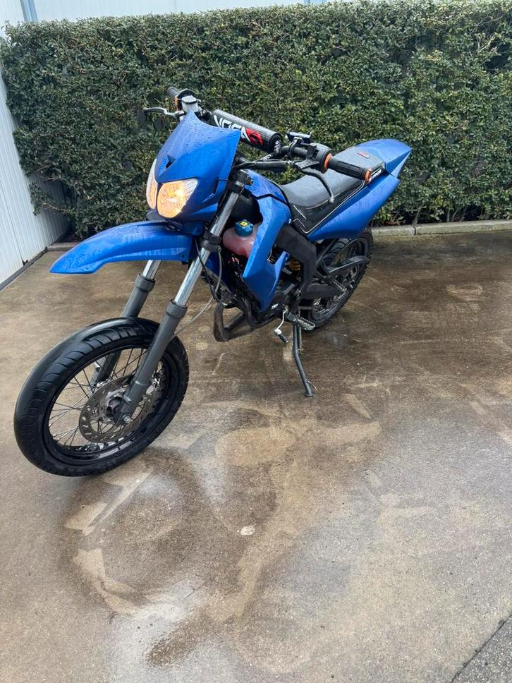 Derbi senda x race, Fietsen en Brommers, Brommers | Crossbrommers, Zo goed als nieuw, Derbi, Ophalen