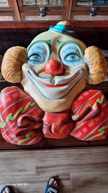 Plastiek afbeelding clown beschikbaar voor biedingen