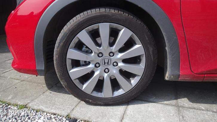 4 nieuwe UNIROYAL-banden, originele Honda-velg, 5 x 114,, Auto-onderdelen, Banden en Velgen, Band(en), Winterbanden, 17 inch, 205 mm