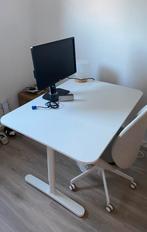 Bureau ikea bekant, Huis en Inrichting, Ophalen, In hoogte verstelbaar, Zo goed als nieuw, Bureau