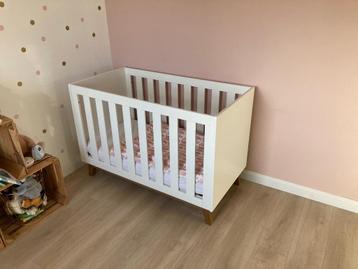 New vintage kinderbed 