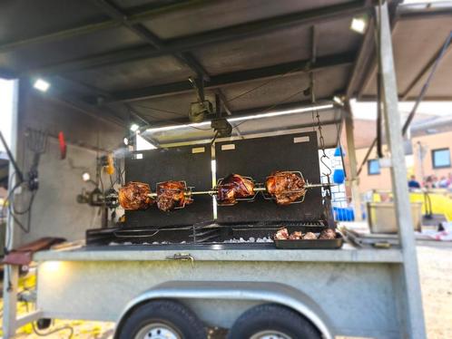 LOCATION remorque barbecue tourne broche, Hobby en Vrije tijd, Feestartikelen | Verhuur, Zo goed als nieuw, Ophalen of Verzenden