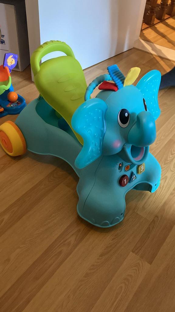 3 in 1 olifant loopwagen, Kinderen en Baby's, Speelgoed | Babyspeelgoed, Zo goed als nieuw, Ophalen