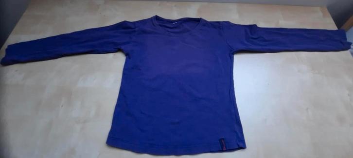 Paarse t-shirt lange mouwen. Zo goed als nieuw!, Kinderen en Baby's, Kinderkleding | Maat 140, Zo goed als nieuw, Meisje, Trui of Vest