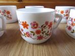 vintage arcopal 10 tasses motifs fleuris scania, Ophalen of Verzenden, Zo goed als nieuw, Kop(pen) en/of Schotel(s)