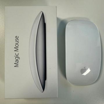 Apple Magic Mouse 2 avec boîte  disponible aux enchères