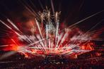 Opzoek naar Tomorrowland tickets, Tickets & Billets, Trois personnes ou plus
