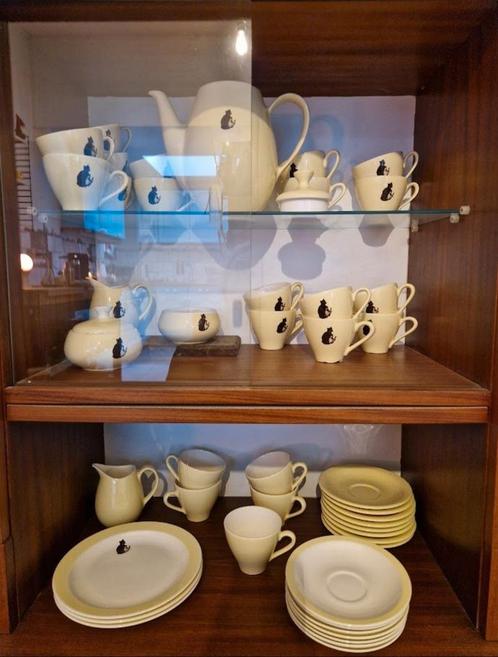 Zwarte Kat koffieservies van Royal Sphinx P. Regout, Antiek en Kunst, Antiek | Servies compleet, Ophalen