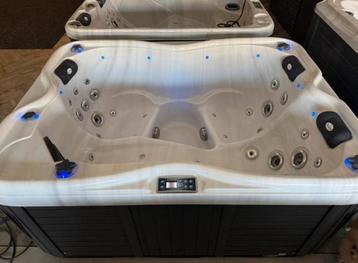 | 🏖️💦 BALBOA JACUZZI ❗️| 🏖️💦 3 PERS❗️| 🫧 GARANTIE ❗️| beschikbaar voor biedingen