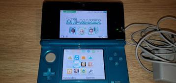 Nintendo 3DS met oplader en hoesje te koop. beschikbaar voor biedingen