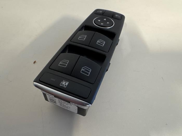 Combischakelaar ramen van een Mercedes B-Klasse, Auto-onderdelen, Dashboard en Schakelaars, Mercedes-Benz, Gebruikt, 3 maanden garantie