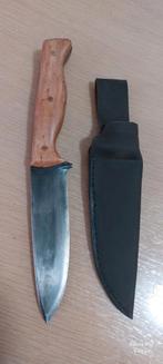 Jachtmes bushcraftmes, Enlèvement