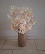 Vase avec fleurs, Enlèvement