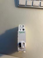Schneider Teleruptor impulsschakelaar A9C30811, Enlèvement, Neuf, Interrupteur