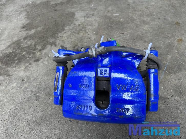 VW GOLF 7 1.4 GTE HYBRID Blauw Rechts voor remklauw 2012-202, Auto-onderdelen, Remmen en Aandrijving, Volkswagen, Gebruikt, Ophalen of Verzenden