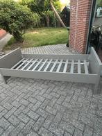 Bed te koop, Ophalen