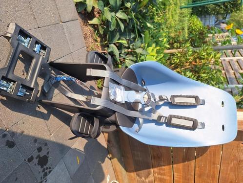 Fietsstoeltje, Fietsen en Brommers, Fietsaccessoires | Fietsstoeltjes, Zo goed als nieuw, Achterzitje, 0 t/m 18 kg, Voetsteuntjes