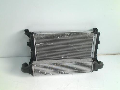 RADIATEUR COMPLEET Mercedes-Benz A (W176) (A2465000100-), Auto-onderdelen, Airco en Verwarming, Mercedes-Benz, Gebruikt