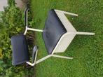 vintage stoel met gaatjes, Ophalen