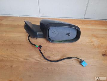 Volvo S40 V50 2006 - 2010 spiegel rechts zonder glas €40 beschikbaar voor biedingen