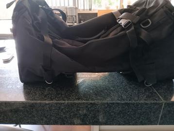 Reistas moto in perfecte staat.  beschikbaar voor biedingen