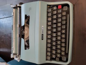Typemachine Olivetti letter 32 beschikbaar voor biedingen