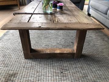 Op maat gemaakte houten salontafel! beschikbaar voor biedingen