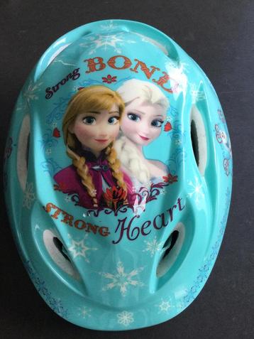 Kinderfietshelm 48-54 beschikbaar voor biedingen