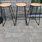 3 barkrukken ( hout & zwart staal) aan 90 euro., Huis en Inrichting, Barkrukken, Ophalen, Hout