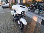 Harley FLHXS Streetglide 2018 - 15724 km, Motos, Entreprise, Plus de 35 kW, 2 cylindres, 1745 cm³