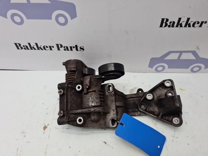 Dynamosteun onder van een Ford Focus, Auto-onderdelen, Motor en Toebehoren, Ford, Gebruikt, 3 maanden garantie