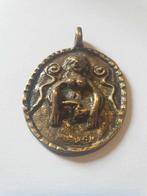 Amulette thaïe Yab Yum In Koo, Bijoux, Sacs & Beauté, Bijoux anciens, Pendentif, Enlèvement ou Envoi